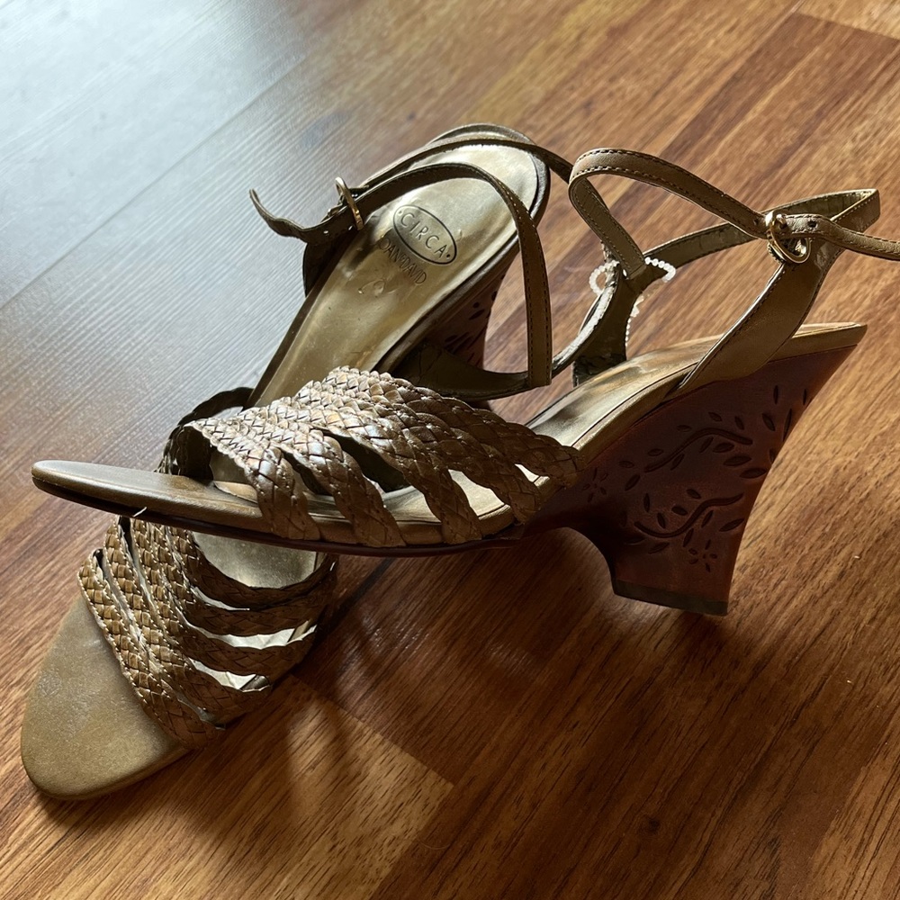 Joan & David | Circa | strap Sandal heels